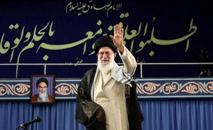 خامنئي: طهران لن تتخلى عن برنامجها الصاروخي