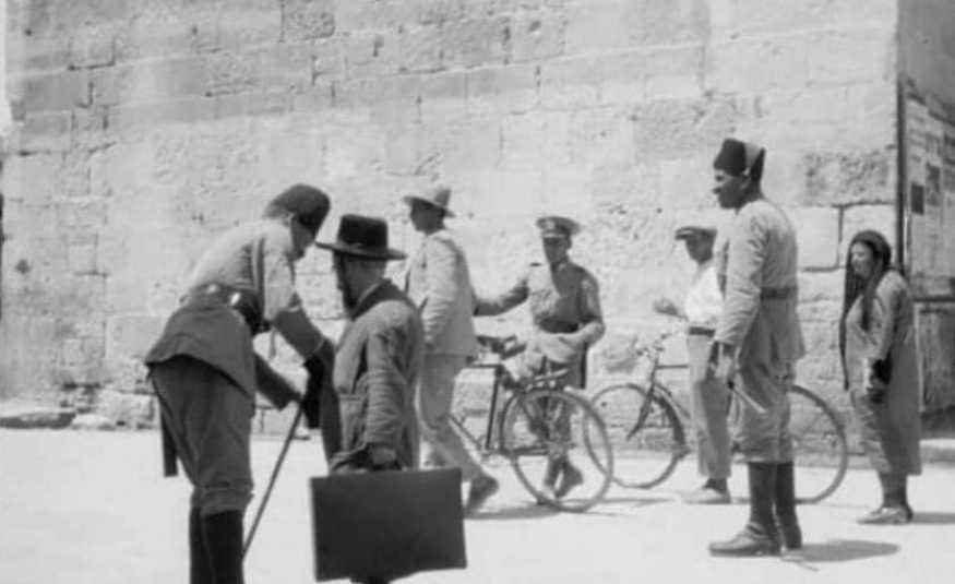 بالصورة.. شرطة فلسطينية في القدس قبل 90 عاما 