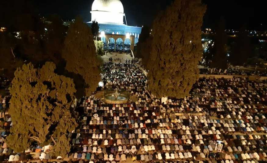  توافد الآلاف للمسجد الحرام في أولى العشر الأواخر من رمضان