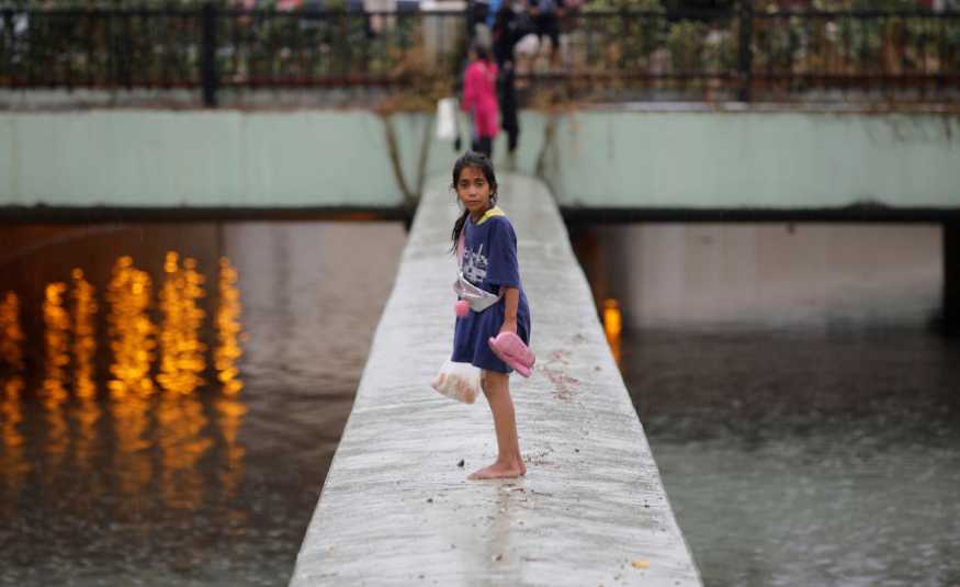 أمطار غزيرة وفيضانات تجتاح إسطنبول