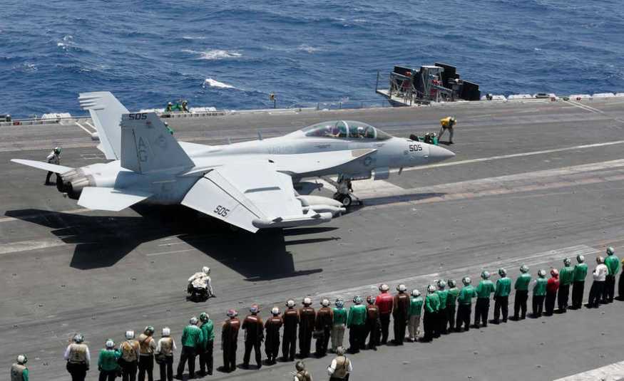 الجيش الأميركي: حاملة طائراتنا جعلت إيران تعدل عن 