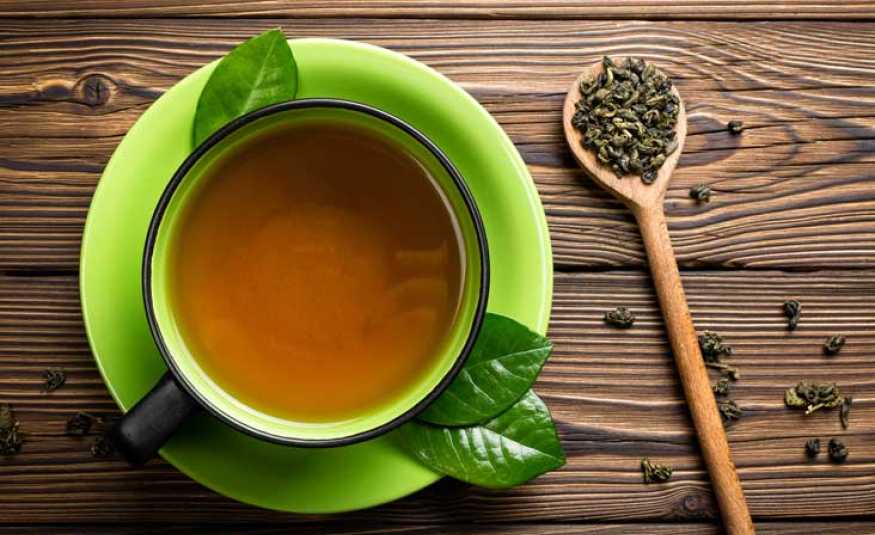 ماذا يحدث للجسم عند تناول الشاي الأخضر؟ 