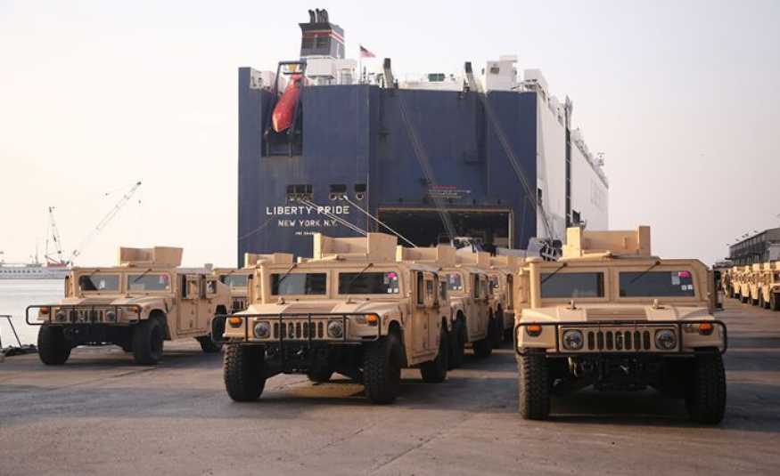 الجيش تسلم هبة أميركية عبر مرفأ بيروت