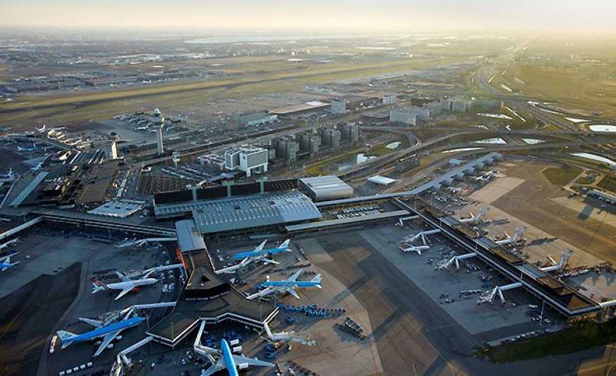 إلغاء رحلات الطيران بأكبر مطارات هولندا