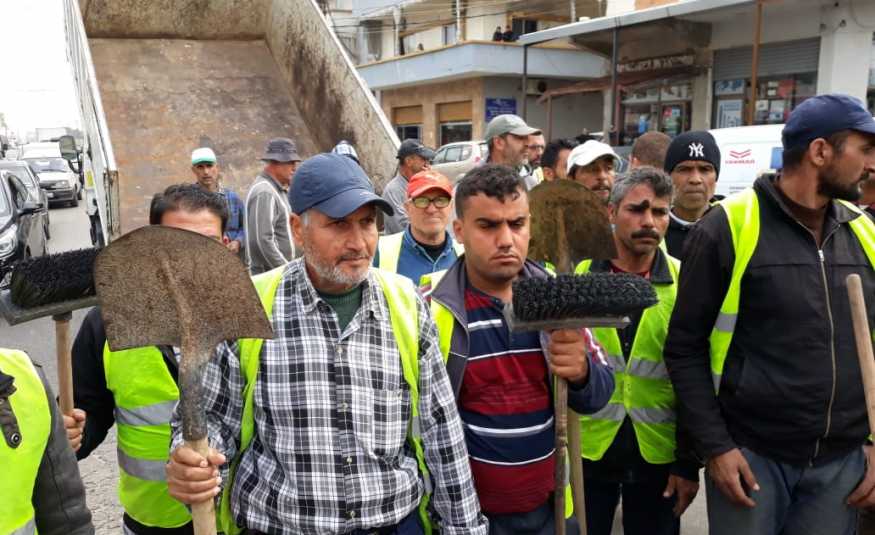 اعتصام لعمال بلدية الغازية: خمسة أشهر بلا رواتب